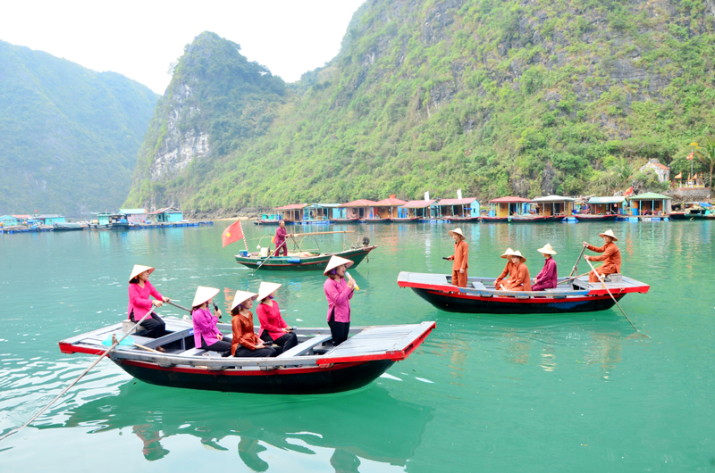 Bồng bềnh câu hát giao duyên – Sản phẩm du lịch thú vị ở Quảng Ninh
