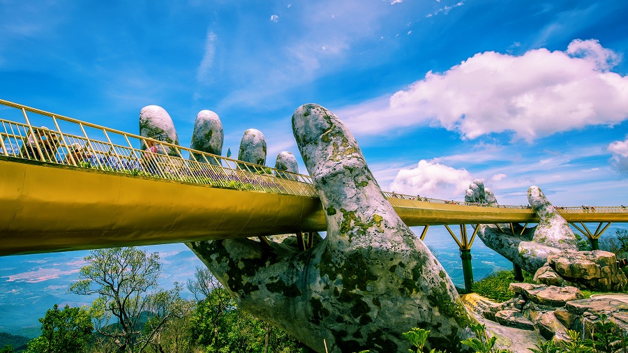 Cầu Vàng Đà Nẵng được bầu chọn vào top 100 điểm đến tuyệt vời nhất thế giới