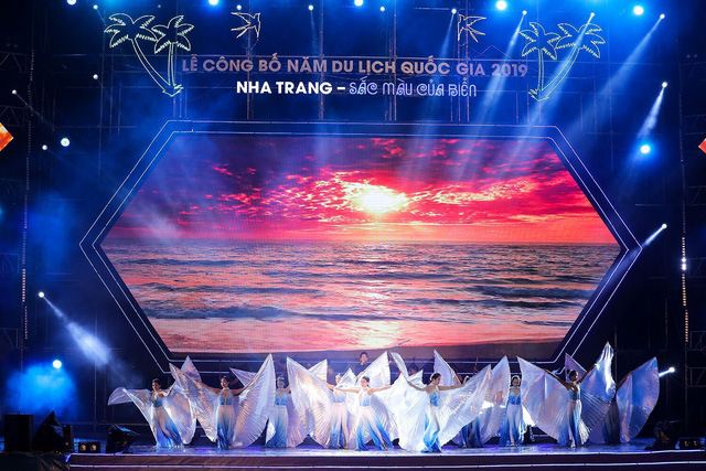 Lễ công bố Năm du lịch quốc gia 2019 tại Nha Trang – Khánh Hoà: Lung linh đêm "Nha Trang – Sắc màu của biển"